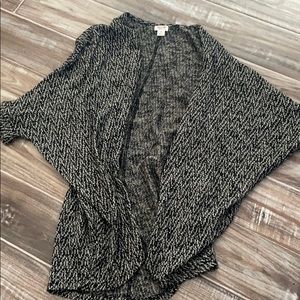 Short sleeve cardigan
